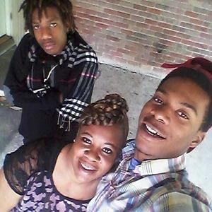 Meet your Posher, Eb